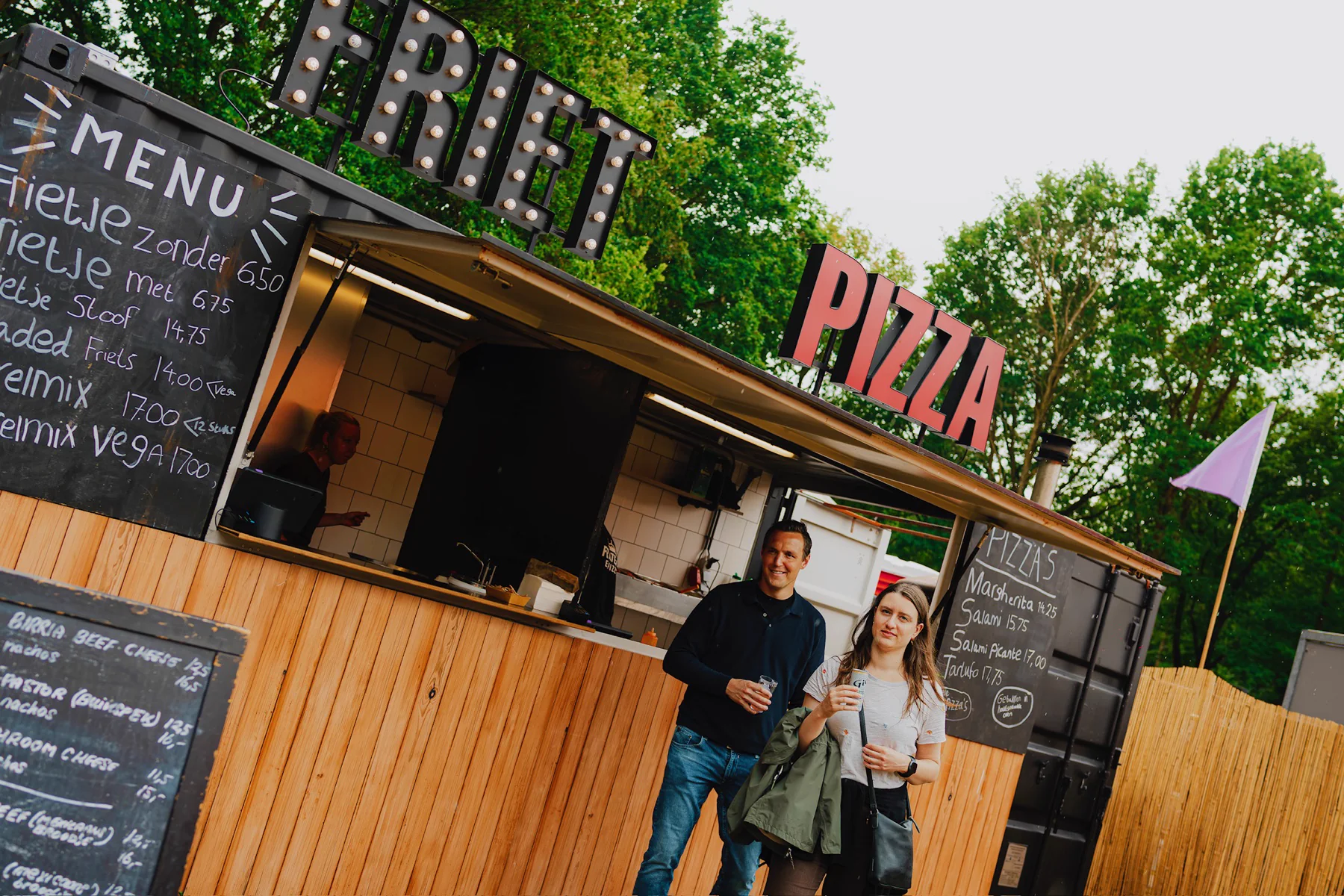 Pizza catering met mobiele houtoven op locatie in Rotterdam